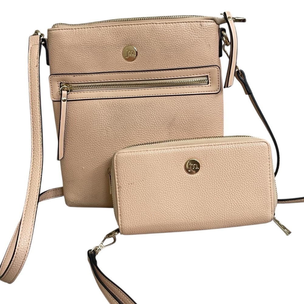 Jessica Moore JM Peachy Venture Crossbody Purse‎ & Wallet Pre Owned Crossbody
